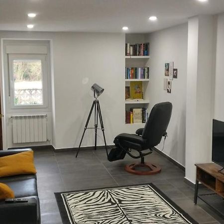 נגריירה Casa De La Abuela En El Camino De Santiago A Finiesterre מראה חיצוני תמונה